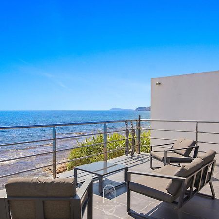 Maison Sur L'Eau-Hyeres-Almanarre-Parkings Clim Wifi By Hc Exterior photo